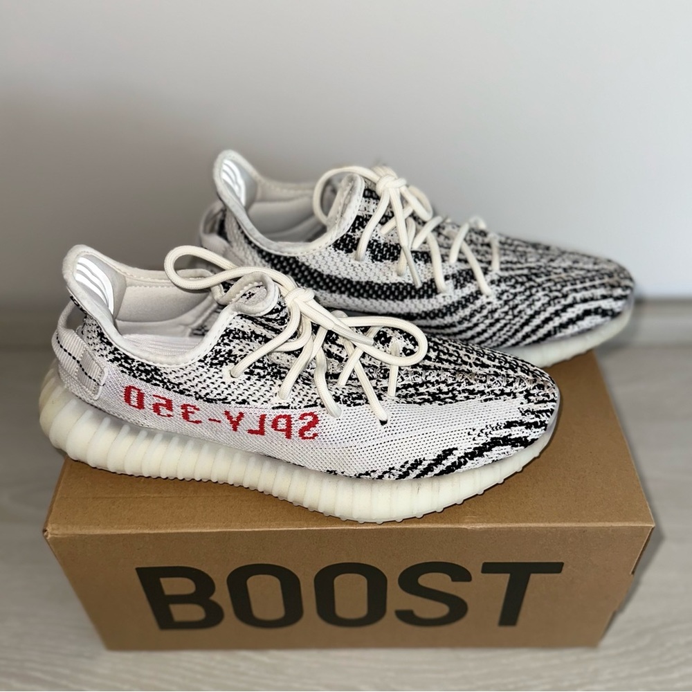 Adidas Yeezy boost 350 V2 zebra